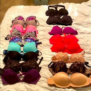 Bras Lot 34A